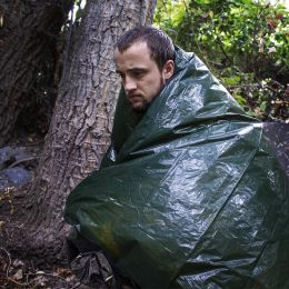Ultralight Heat Saver Dual Layer Insulating Blanket